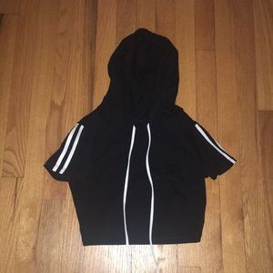 cropped short sleeve pullover